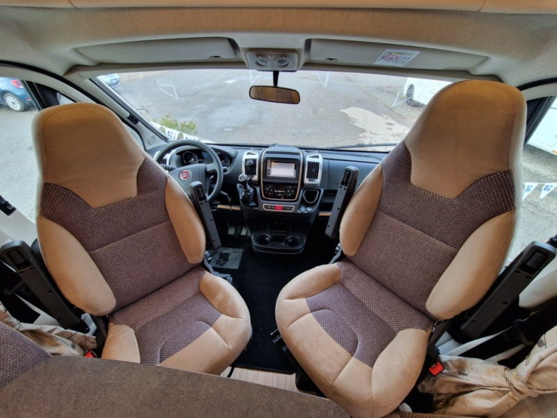 Carthago C-Tourer T 143 LE - Teilintegriertes Wohnmobil: das Bild 5 Carthago C-Tourer T 143 LE - Teilintegriertes Wohnmobil: das Bild 5