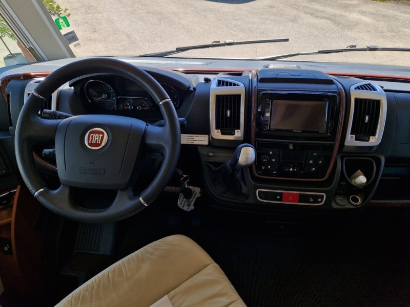 Integriertes Wohnmobil Carthago E-Line 51 QB: das Bild 6 Integriertes Wohnmobil Carthago E-Line 51 QB: das Bild 6