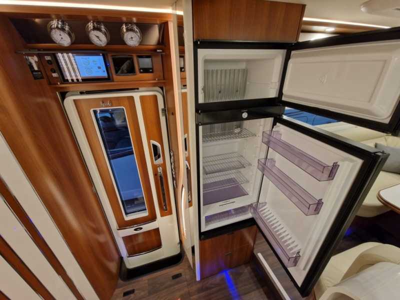 Integriertes Wohnmobil neu kaufen Carthago Liner For Two I 53: das Bild 11