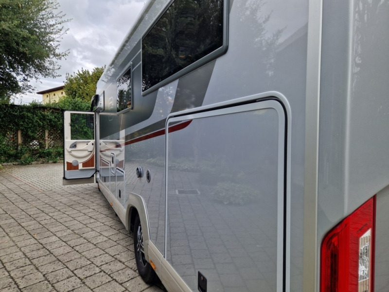Integriertes Wohnmobil neu kaufen Carthago Liner For Two I 53: das Bild 6