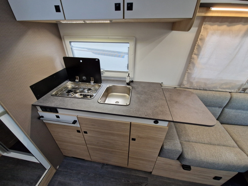 Teilintegriertes Wohnmobil neu kaufen Chausson 640 First Line Ford: das Bild 10