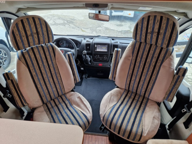 Laika X 710 - Alkoven Wohnmobil: das Bild 5 Laika X 710 - Alkoven Wohnmobil: das Bild 5