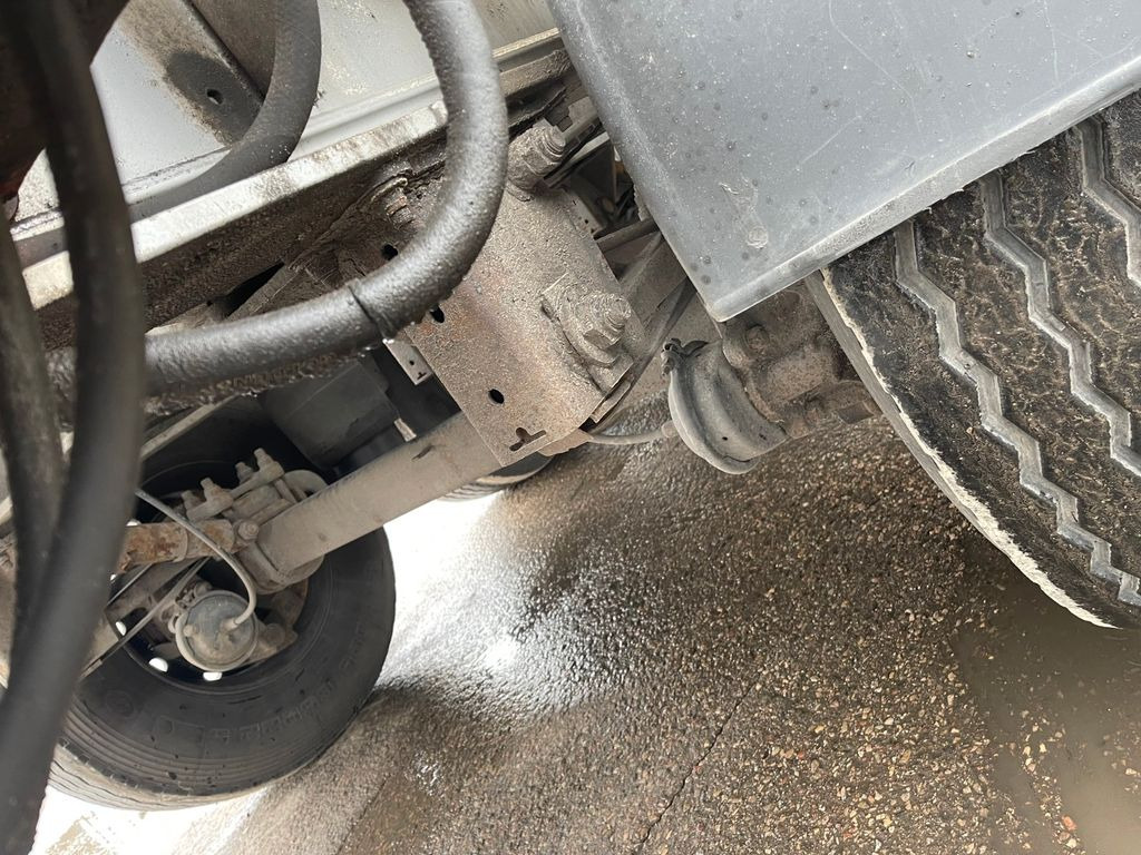 Benalu SILO 60 - Siloauflieger: das Bild 5 Benalu SILO 60 - Siloauflieger: das Bild 5