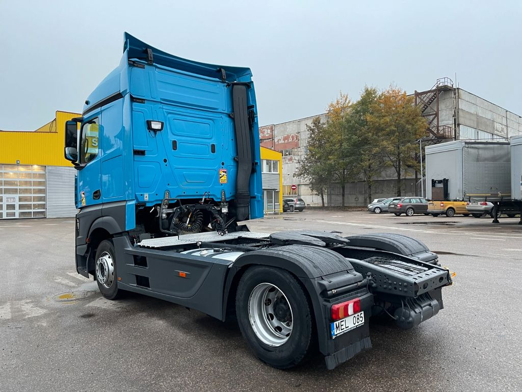 Mercedes-Benz 1842 Stream space - Sattelzugmaschine: das Bild 4 Mercedes-Benz 1842 Stream space - Sattelzugmaschine: das Bild 4