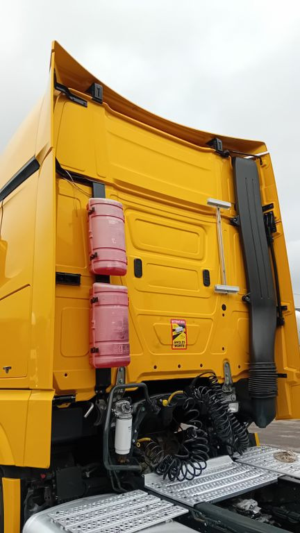 Mercedes-Benz 1845 GIGA space - Sattelzugmaschine: das Bild 5 Mercedes-Benz 1845 GIGA space - Sattelzugmaschine: das Bild 5