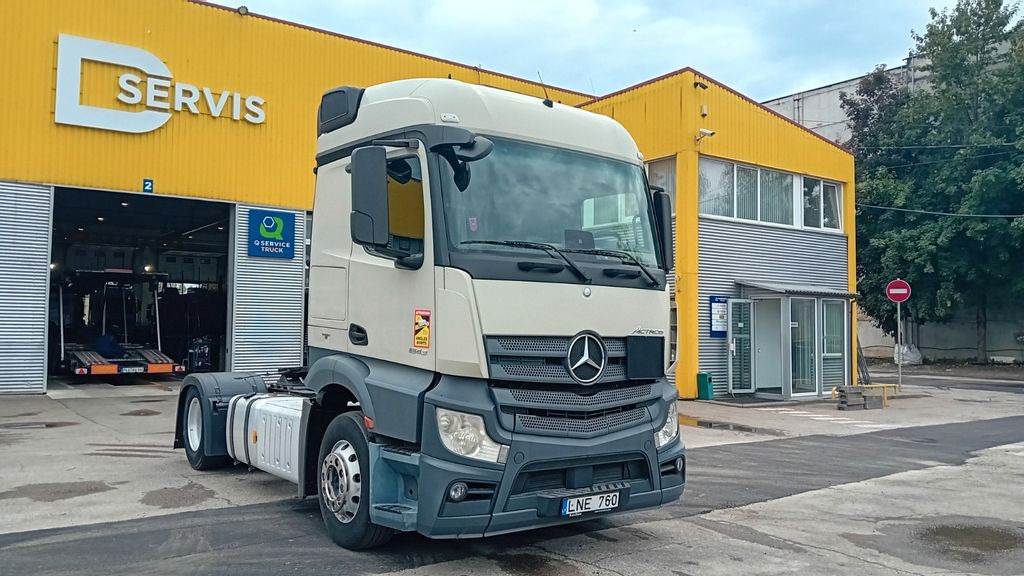Mercedes-Benz ADR Actros 1843 - Sattelzugmaschine: das Bild 2 Mercedes-Benz ADR Actros 1843 - Sattelzugmaschine: das Bild 2