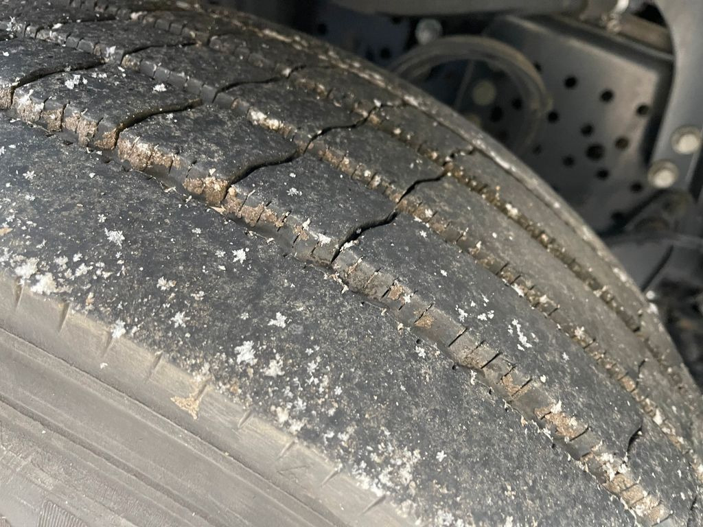 Mercedes-Benz Actros 1843 ADR 7 unit - Sattelzugmaschine: das Bild 5 Mercedes-Benz Actros 1843 ADR 7 unit - Sattelzugmaschine: das Bild 5