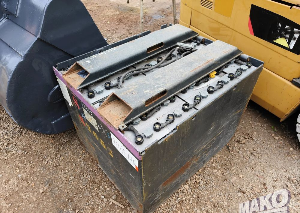 Caterpillar EP35K-PAC - Elektrostapler: das Bild 5 Caterpillar EP35K-PAC - Elektrostapler: das Bild 5