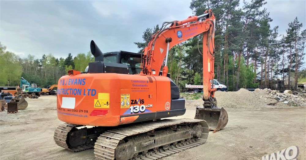 Hitachi ZX130 LCN-6 - Kettenbagger: das Bild 4 Hitachi ZX130 LCN-6 - Kettenbagger: das Bild 4