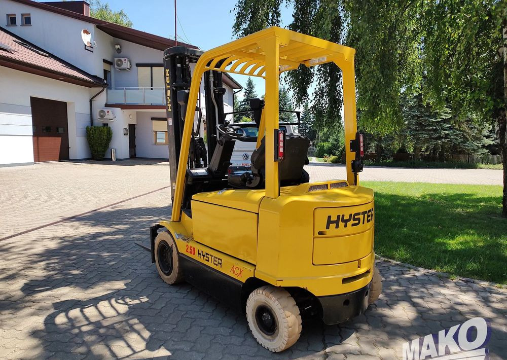 Hyster J2.50XM-717 - Elektrostapler: das Bild 3 Hyster J2.50XM-717 - Elektrostapler: das Bild 3
