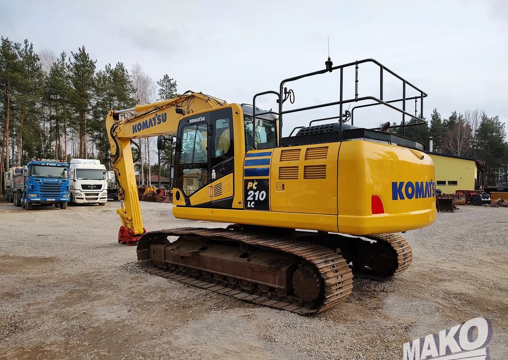 Komatsu PC210 LC-10 - Kettenbagger: das Bild 4 Komatsu PC210 LC-10 - Kettenbagger: das Bild 4