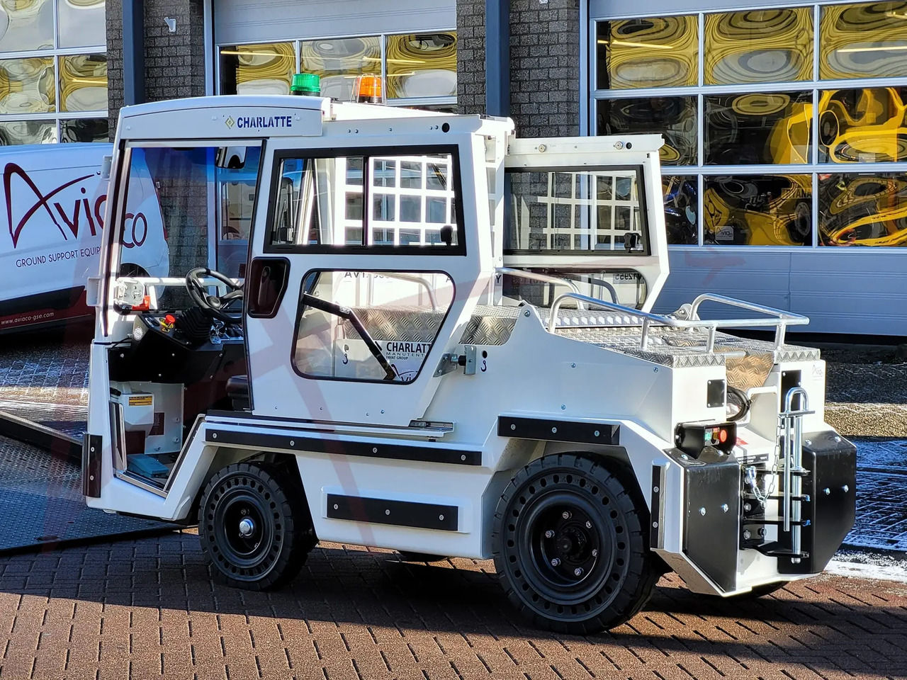 CHARLATTE T135 EVO - Gepäckschlepper: das Bild 3 CHARLATTE T135 EVO - Gepäckschlepper: das Bild 3