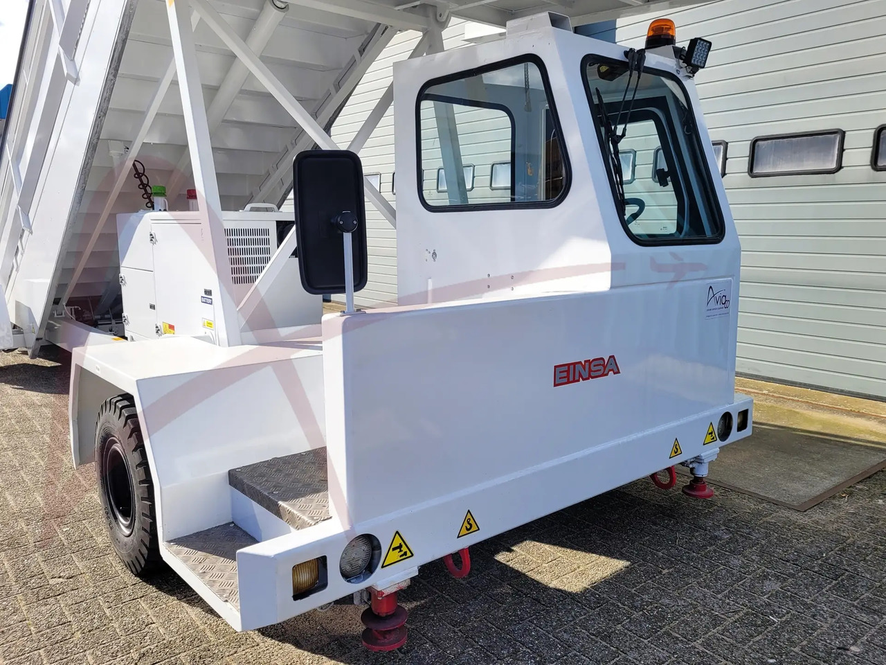 EINSA EDU-A - Passagiertreppe: das Bild 3 EINSA EDU-A - Passagiertreppe: das Bild 3