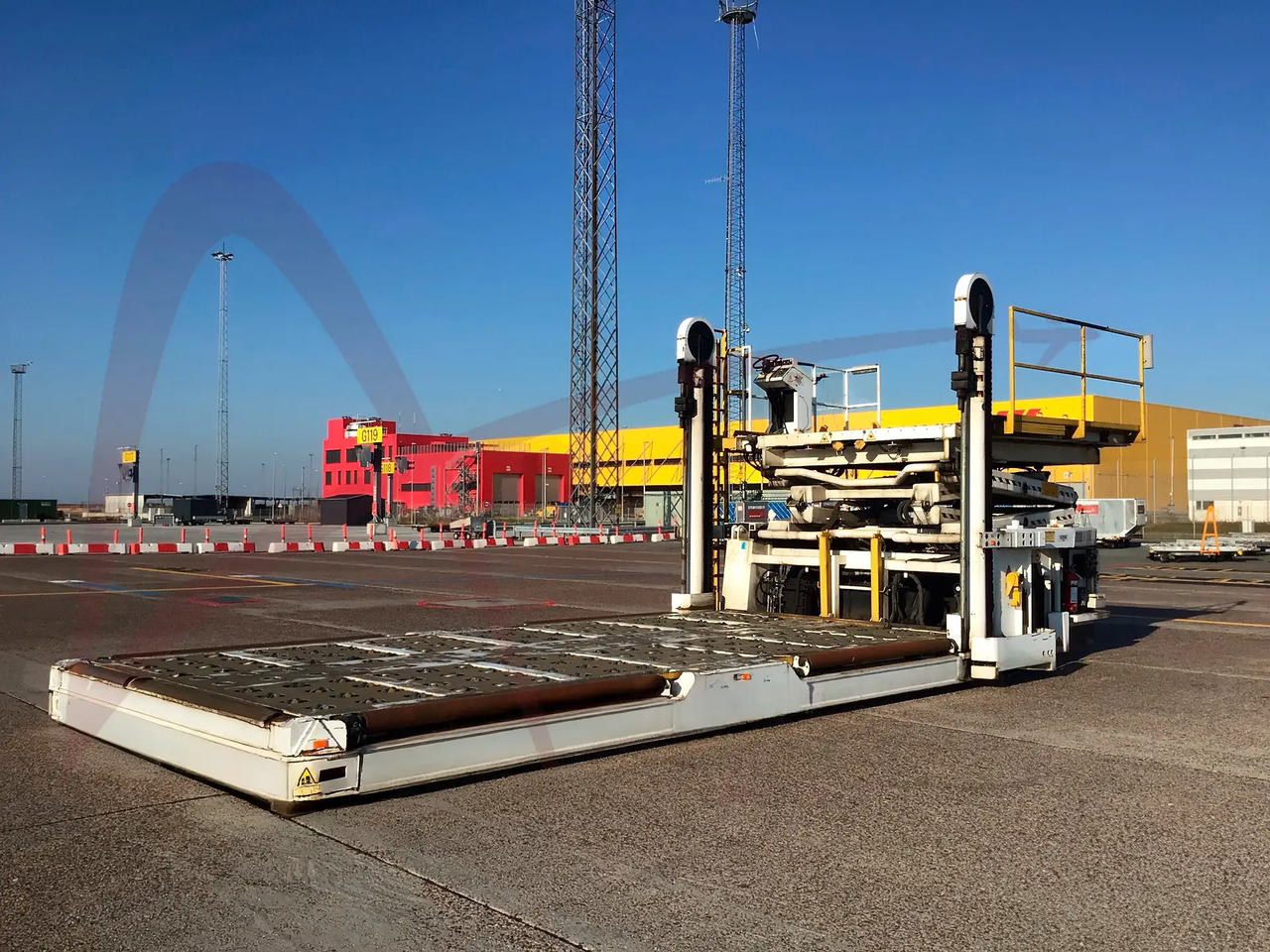 FMC COMMANDER 30H - Flugzeuglader: das Bild 2 FMC COMMANDER 30H - Flugzeuglader: das Bild 2