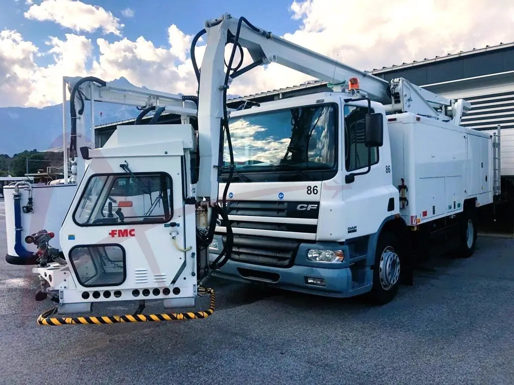 FMC LMD 2000 - Flugzeugenteiser: das Bild 1 FMC LMD 2000 - Flugzeugenteiser: das Bild 1