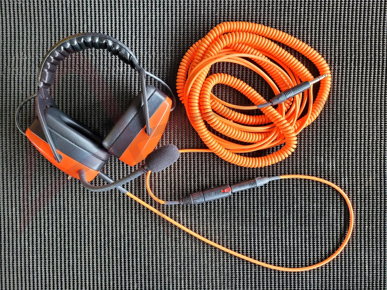 IPF HZ 3000 - Werkzeug/ Gerät: das Bild 1 IPF HZ 3000 - Werkzeug/ Gerät: das Bild 1