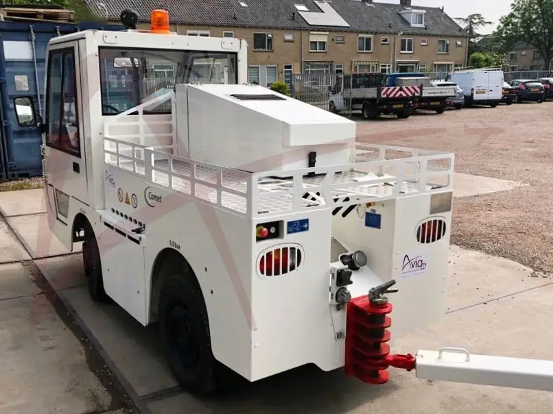 MULAG COMET 4H - Gepäckschlepper: das Bild 2 MULAG COMET 4H - Gepäckschlepper: das Bild 2