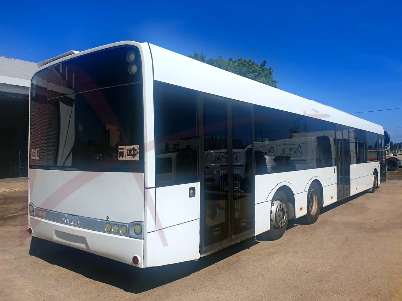 SOLARIS URBINO 15 - Flughafenbus: das Bild 2 SOLARIS URBINO 15 - Flughafenbus: das Bild 2