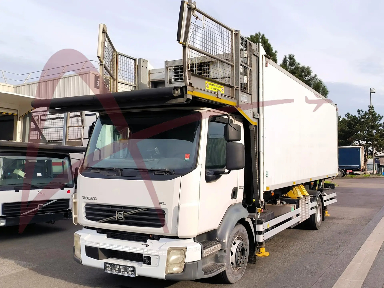 TLD CH BM-5,9 - Catering-Fahrzeug: das Bild 1 TLD CH BM-5,9 - Catering-Fahrzeug: das Bild 1