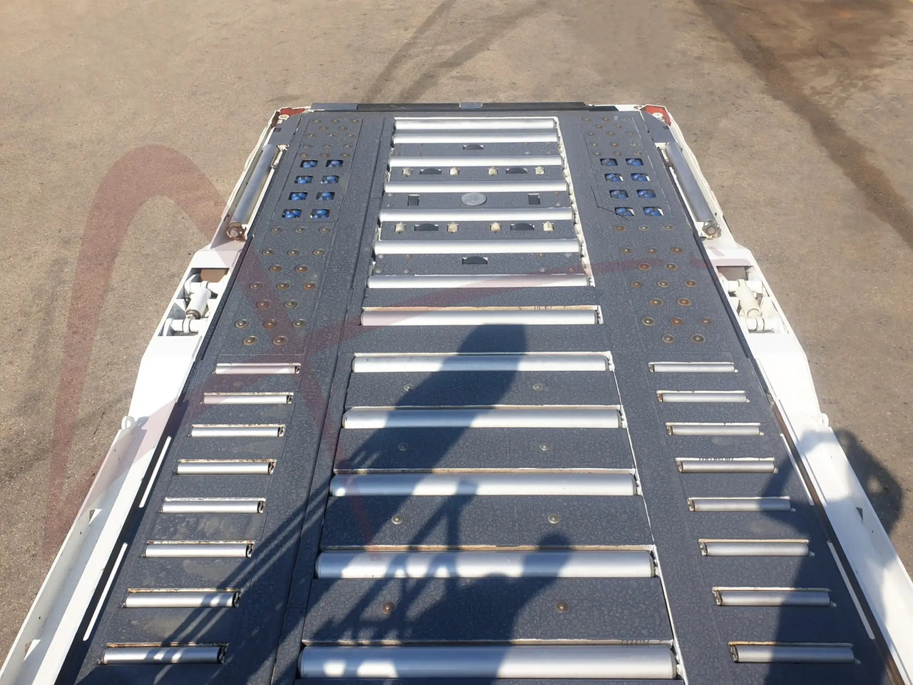 TREPEL CHAMP 140 - Flugzeuglader: das Bild 5 TREPEL CHAMP 140 - Flugzeuglader: das Bild 5