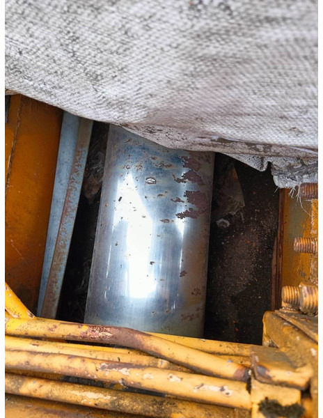 Bohrgerät Heavy dril rig 10 ton, including 60 drill rod !!: das Bild 15