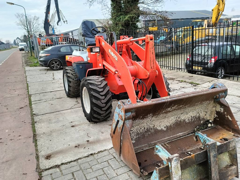 Kubota R 520 shovel wiellader loader lader met bak/vorken - Radlader: das Bild 4 Kubota R 520 shovel wiellader loader lader met bak/vorken - Radlader: das Bild 4