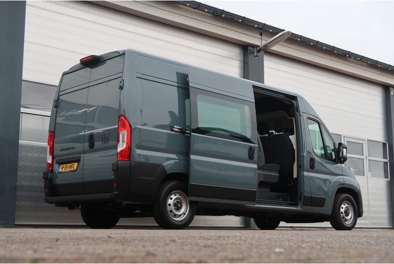 Fiat Ducato 33 2.2 MultiJet L3H2 DC CAMERA/ 2X SCHUIFDEUR/ 7P/ CRUISE/ AIRCO - Kleintransporter: das Bild 4 Fiat Ducato 33 2.2 MultiJet L3H2 DC CAMERA/ 2X SCHUIFDEUR/ 7P/ CRUISE/ AIRCO - Kleintransporter: das Bild 4