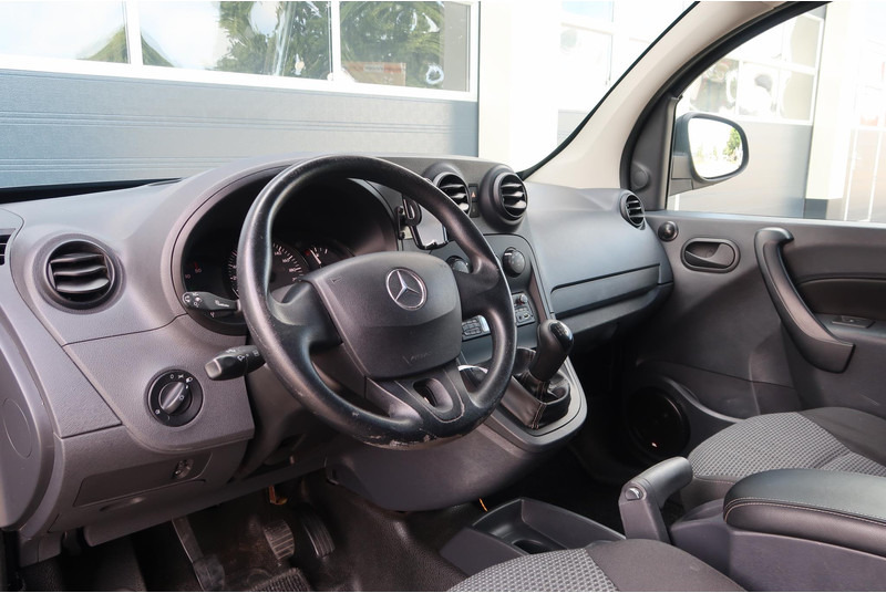 Mercedes-Benz Citan 109 CDI BlueEFFICIENCY Extra Lang AIRCO/ MARGE/ CRUISE/ TREKHAAK - Kleintransporter: das Bild 2 Mercedes-Benz Citan 109 CDI BlueEFFICIENCY Extra Lang AIRCO/ MARGE/ CRUISE/ TREKHAAK - Kleintransporter: das Bild 2