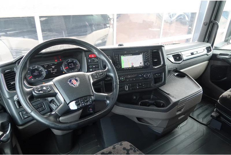 Scania S450 NGS RETARDER/ 2X TANK/ ACC/ PARK CLIMA/ DIFF LOCK – Leasing Scania S450 NGS RETARDER/ 2X TANK/ ACC/ PARK CLIMA/ DIFF LOCK: das Bild 17