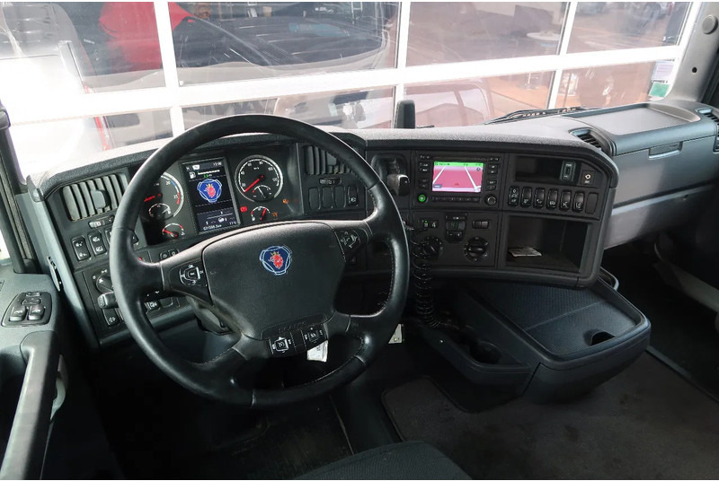 Scania R450 6X2/ HOOKLIFT 20T/ RETARDER/ LIFT/ - Seil Abrollkipper: das Bild 2 Scania R450 6X2/ HOOKLIFT 20T/ RETARDER/ LIFT/ - Seil Abrollkipper: das Bild 2