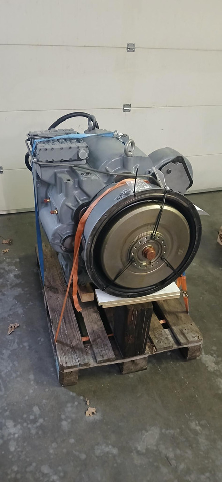 ZF 5 WG 261 - Transmission: das Bild 2 ZF 5 WG 261 - Transmission: das Bild 2