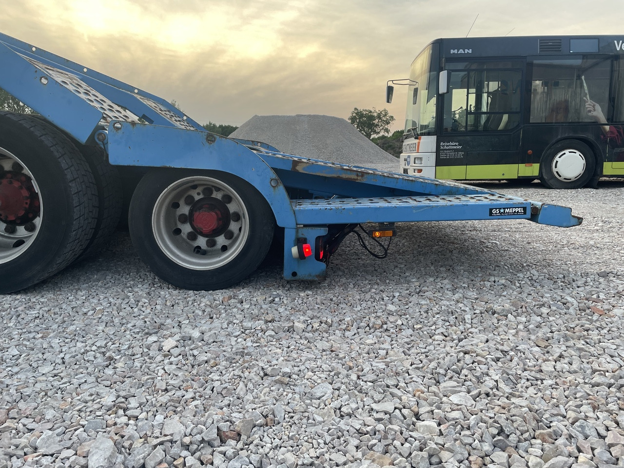 Autotransporter LKW Für die Beförderung von schwere Technik SCANIA 164 480 V8 GS MEPPEL: das Bild 13 Autotransporter LKW Für die Beförderung von schwere Technik SCANIA 164 480 V8 GS MEPPEL: das Bild 13
