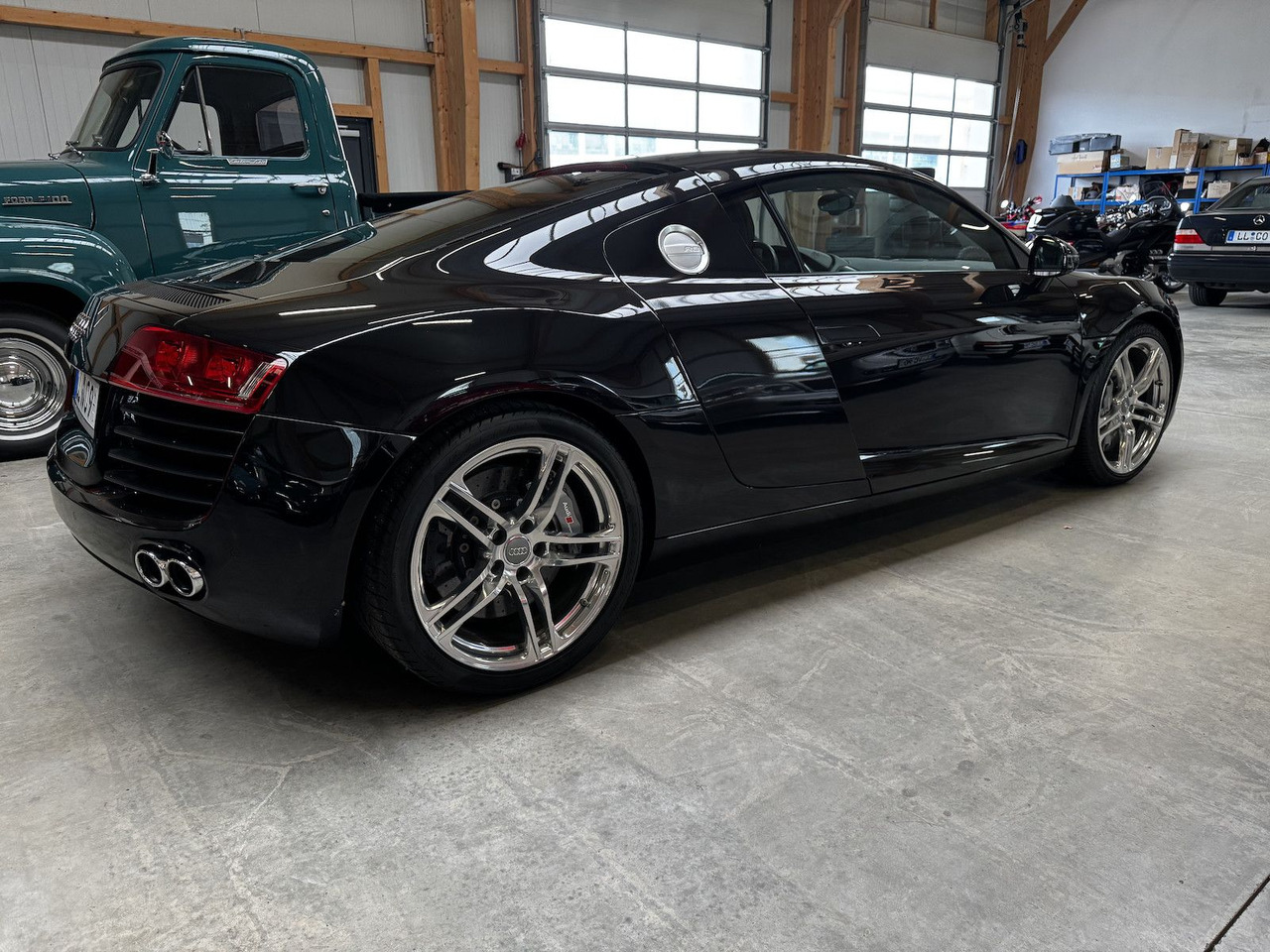 Audi R8 4.2 FSI V8 quattro Coupé - PKW: das Bild 5 Audi R8 4.2 FSI V8 quattro Coupé - PKW: das Bild 5