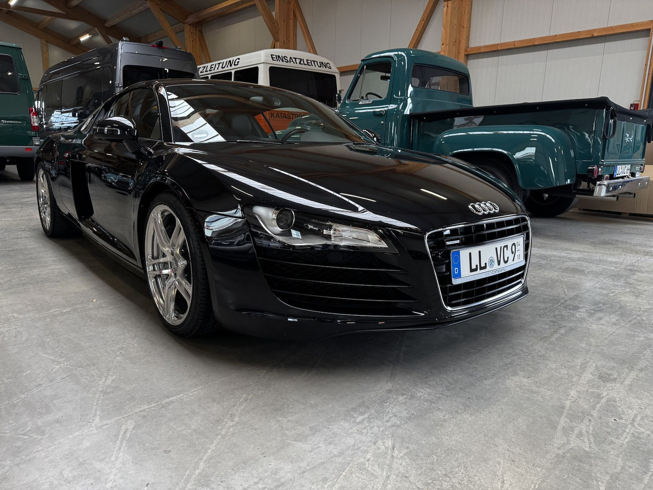 Audi R8 4.2 FSI V8 quattro Coupé - PKW: das Bild 3 Audi R8 4.2 FSI V8 quattro Coupé - PKW: das Bild 3