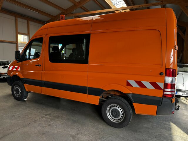 MERCEDES-BENZ Sprinter 316 CDI 4x4 Allrad L2H2 1. Hand! - Kastenwagen, Transporter mit Doppelkabine: das Bild 2 MERCEDES-BENZ Sprinter 316 CDI 4x4 Allrad L2H2 1. Hand! - Kastenwagen, Transporter mit Doppelkabine: das Bild 2