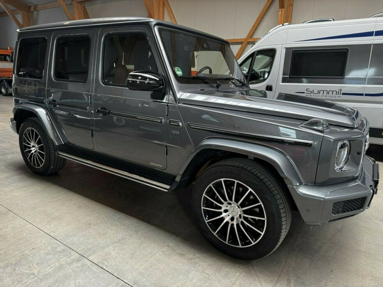 Mercedes-Benz G 500 AMG Night Superior Voll Netto 135000,- - SUV/ Geländewagen: das Bild 4 Mercedes-Benz G 500 AMG Night Superior Voll Netto 135000,- - SUV/ Geländewagen: das Bild 4