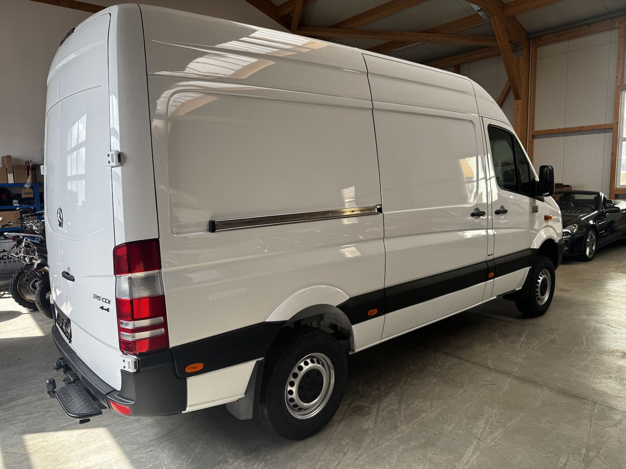 Mercedes-Benz Sprinter 319 CDI 4x4 3.0 V6 Untersetzung 1a! - Camper Van: das Bild 5 Mercedes-Benz Sprinter 319 CDI 4x4 3.0 V6 Untersetzung 1a! - Camper Van: das Bild 5