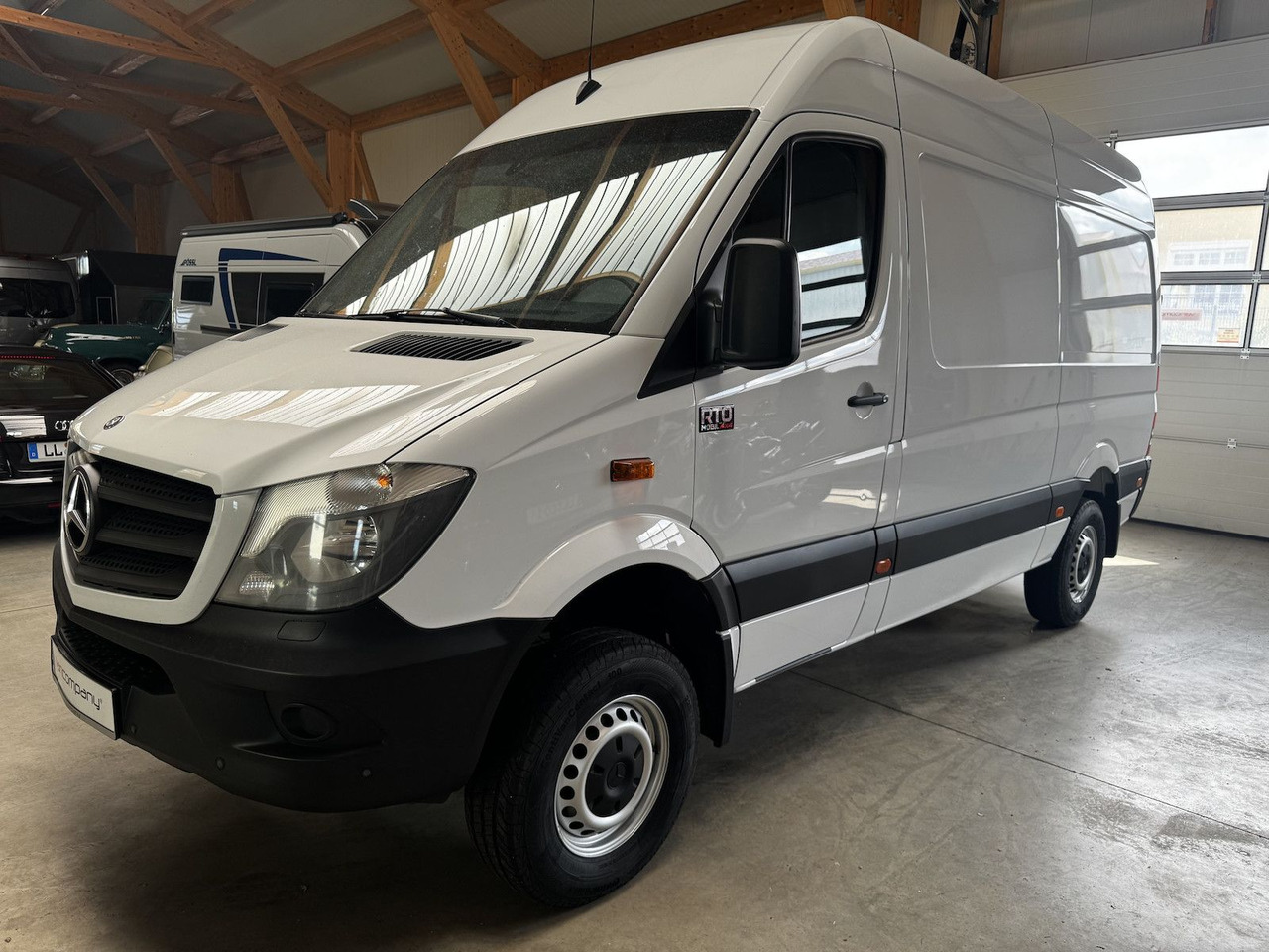 Mercedes-Benz Sprinter 319 CDI 4x4 3.0 V6 Untersetzung 1a! - Camper Van: das Bild 1 Mercedes-Benz Sprinter 319 CDI 4x4 3.0 V6 Untersetzung 1a! - Camper Van: das Bild 1