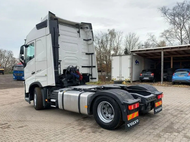 Volvo FH 460 Globetrotter 4x2 | Leasing - Sattelzugmaschine: das Bild 2 Volvo FH 460 Globetrotter 4x2 | Leasing - Sattelzugmaschine: das Bild 2