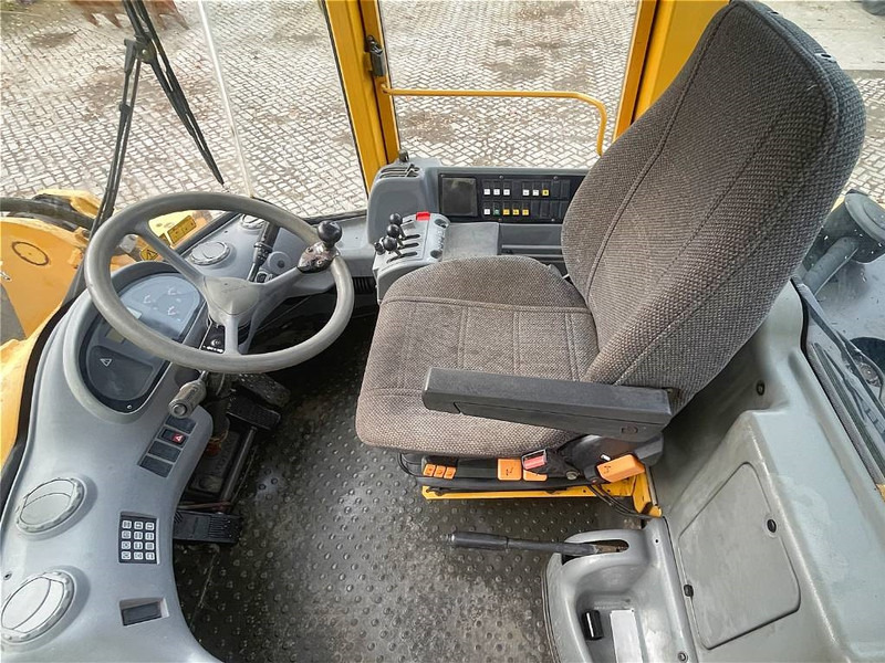 Radlader Volvo L 50 D: das Bild 6 Radlader Volvo L 50 D: das Bild 6