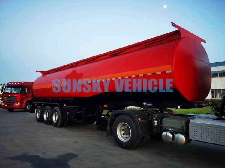 SUNSKY Fuel Tank Trailer - Tankauflieger: das Bild 3 SUNSKY Fuel Tank Trailer - Tankauflieger: das Bild 3
