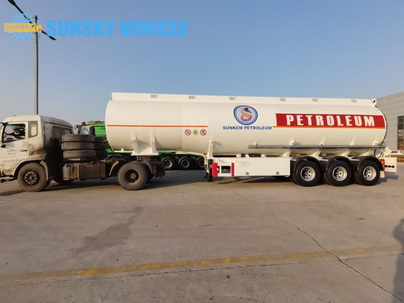 SUNSKY Fuel Tanker for sale - Tankauflieger: das Bild 2 SUNSKY Fuel Tanker for sale - Tankauflieger: das Bild 2
