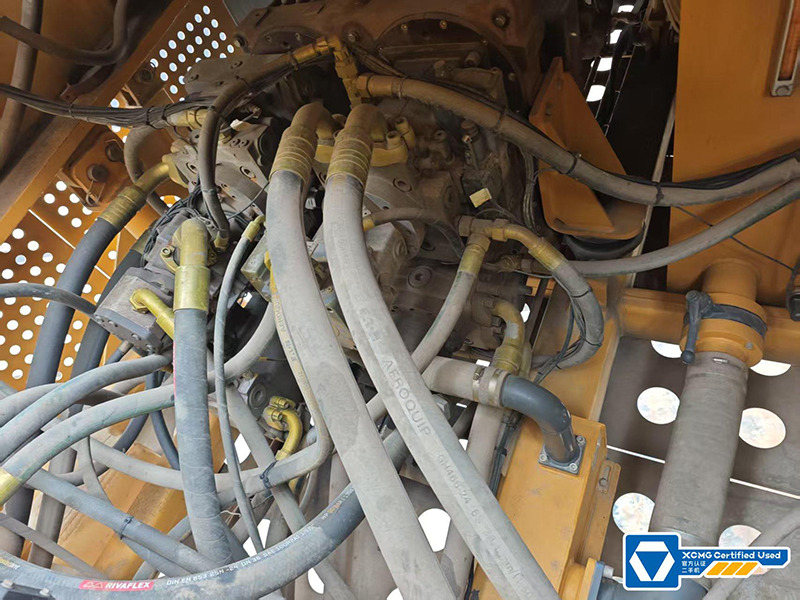 XCMG 2022 used XGC16000 1250ton large-tons crawler crane price - Raupenkran: das Bild 2 XCMG 2022 used XGC16000 1250ton large-tons crawler crane price - Raupenkran: das Bild 2