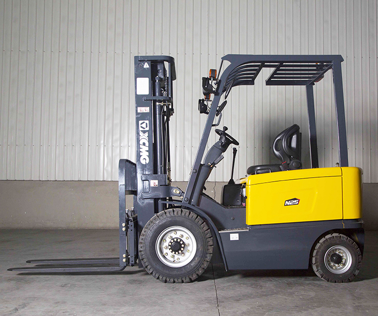 XCMG Official 1.5 ton 2ton 2.5tons 3 tons 3.5T 4 Wheel Electric Forklift - Elektrostapler: das Bild 2 XCMG Official 1.5 ton 2ton 2.5tons 3 tons 3.5T 4 Wheel Electric Forklift - Elektrostapler: das Bild 2