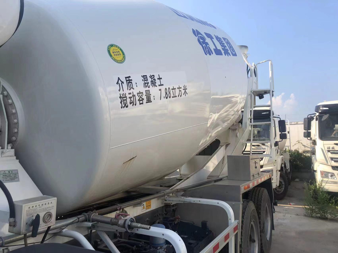 XCMG Official G12V 2021 Year 12m3 Used Concrete Mixer Truck for Sale - Fahrmischer: das Bild 5 XCMG Official G12V 2021 Year 12m3 Used Concrete Mixer Truck for Sale - Fahrmischer: das Bild 5