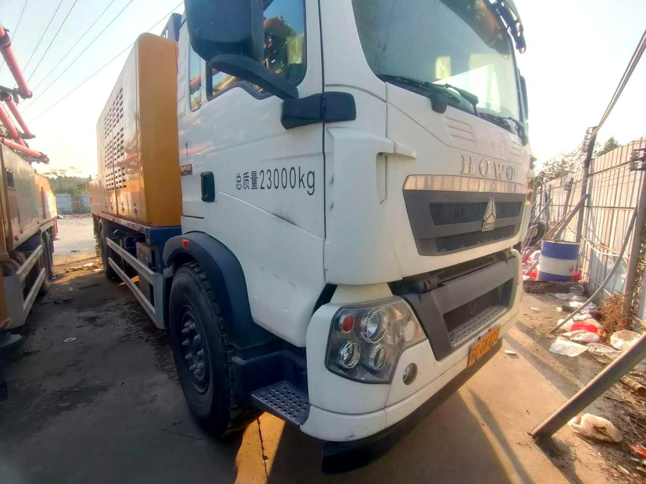 XCMG Official HBC10050V Second Hand Truck Mounted Line Concrete Pump With High Quality - Betontechnik: das Bild 3 XCMG Official HBC10050V Second Hand Truck Mounted Line Concrete Pump With High Quality - Betontechnik: das Bild 3