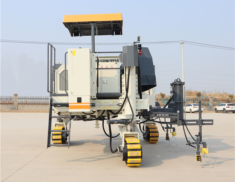 XCMG Official XGNC1800 Road Slipform Paver Concrete Curb Paver Machine - Gleitschalungsfertiger: das Bild 5 XCMG Official XGNC1800 Road Slipform Paver Concrete Curb Paver Machine - Gleitschalungsfertiger: das Bild 5