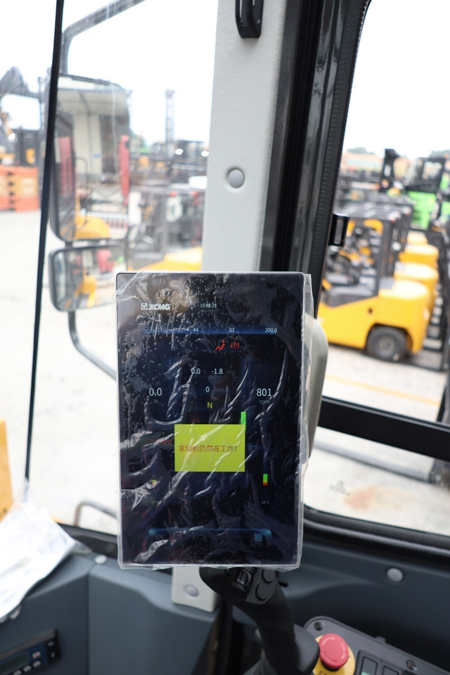 XCMG brand new 35ton XCF3512K lift equipment diesel forklift - Dieselstapler: das Bild 4 XCMG brand new 35ton XCF3512K lift equipment diesel forklift - Dieselstapler: das Bild 4