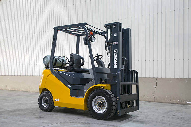 XCMG official 2.5 ton Tier 4 engine 5000 lb LPG gas lift truck propane forklift - Treibgasstapler: das Bild 2 XCMG official 2.5 ton Tier 4 engine 5000 lb LPG gas lift truck propane forklift - Treibgasstapler: das Bild 2