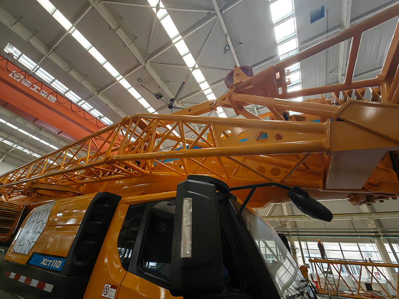 XCMG used XCT110 110ton telescopic boom truck crane mobile for sale - Kran: das Bild 5 XCMG used XCT110 110ton telescopic boom truck crane mobile for sale - Kran: das Bild 5